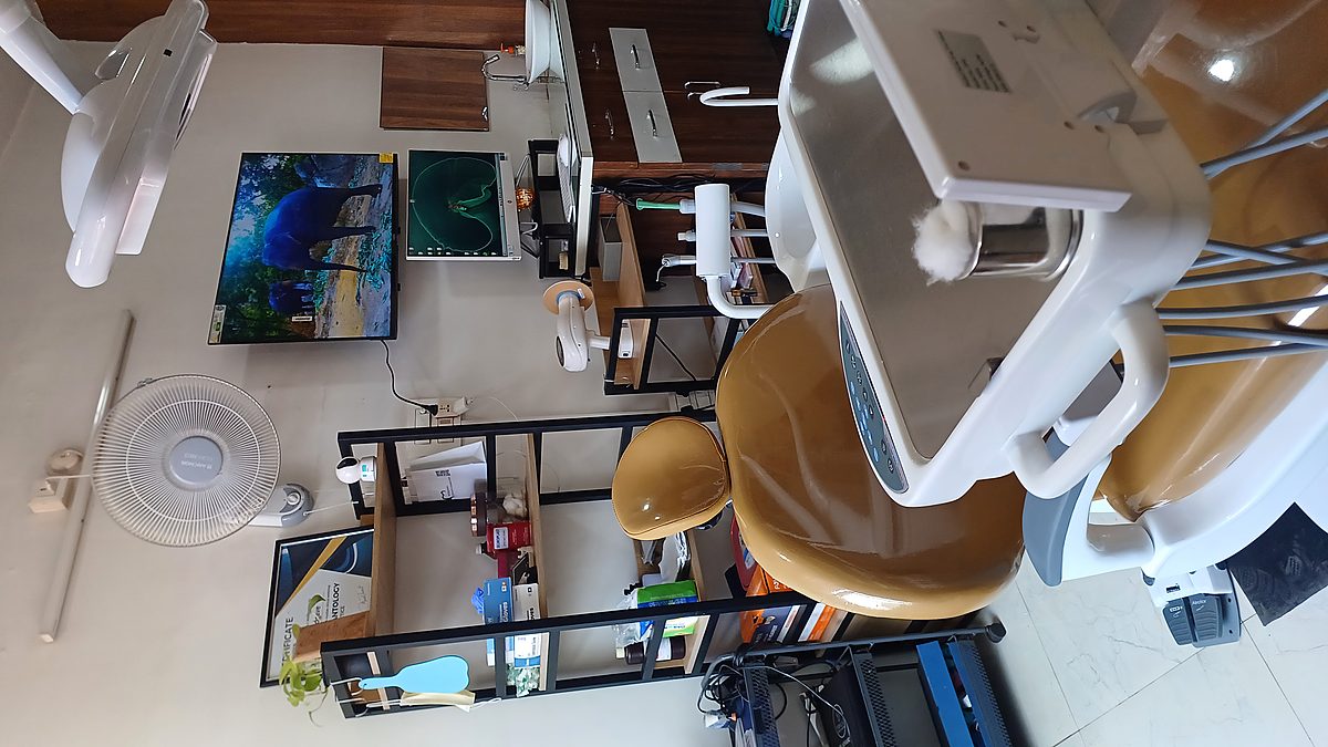 Single-chair operatory with modern equipment
