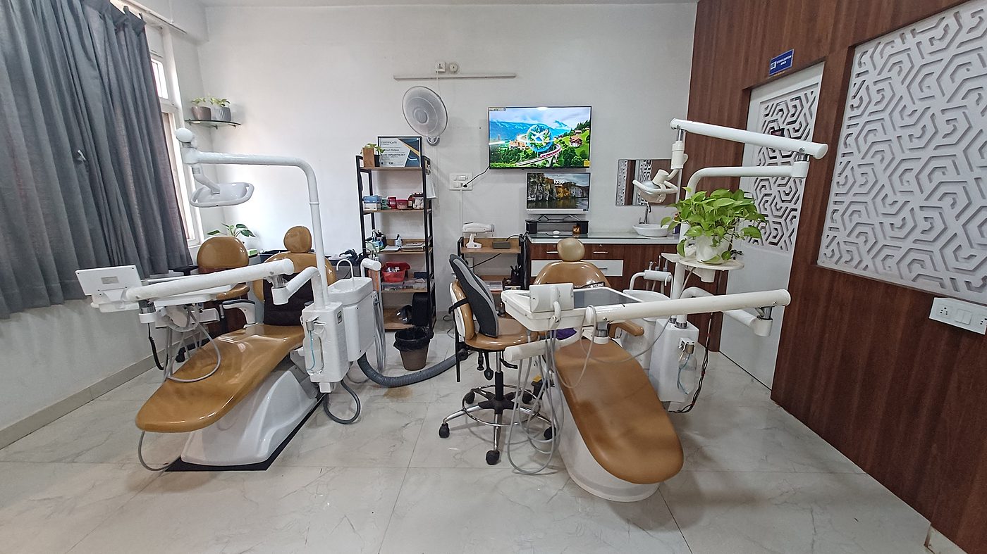 Twin-chair operatory at Wadgave's Dental & Cosmetic Home